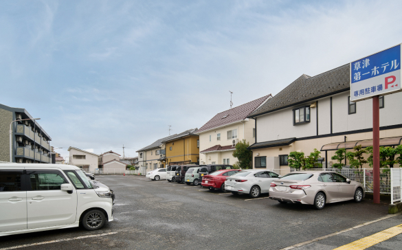 Image：Parking Lot 2